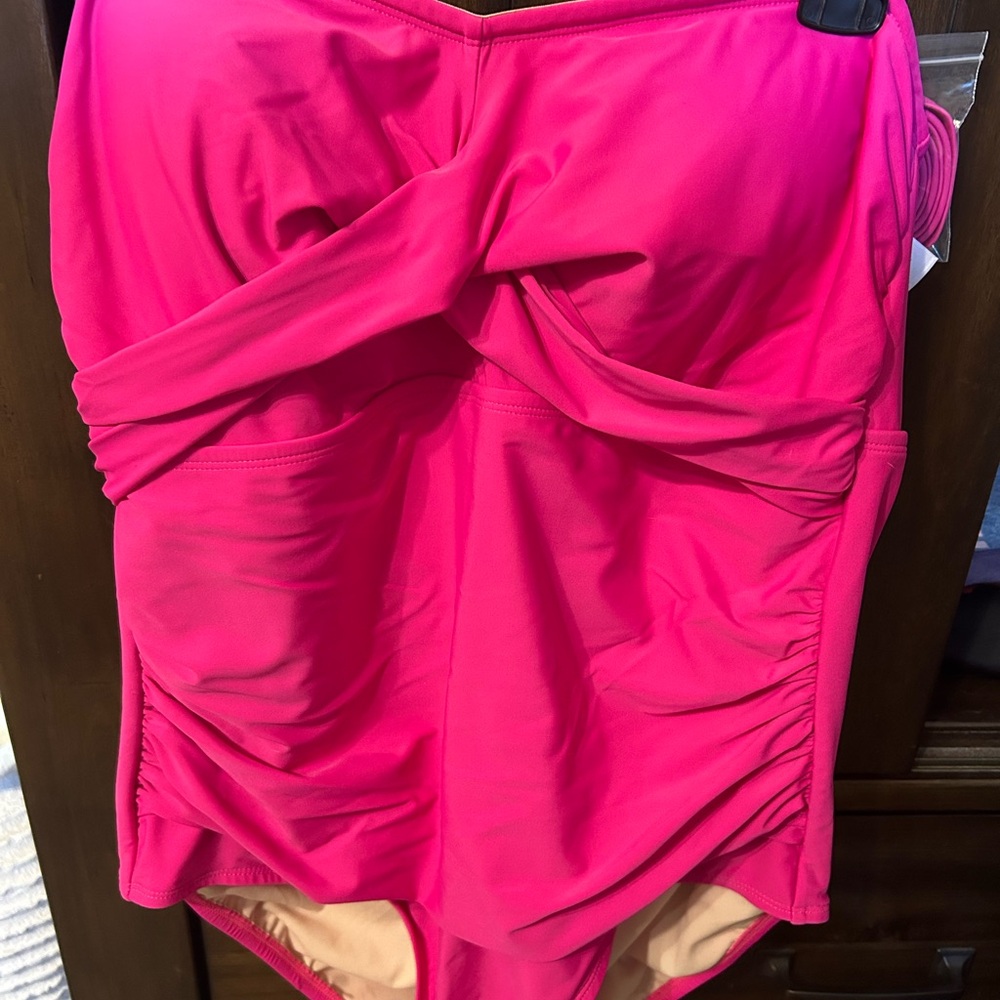 Kona Sol Hot Pink Swimsuit. NWOT